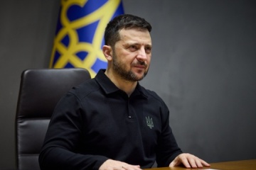 Zelensky Wishes Usyk Victory In Rematch