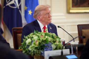 Trump Says He A Would Rather Not A Be Present At Zelensky Putin Meeting